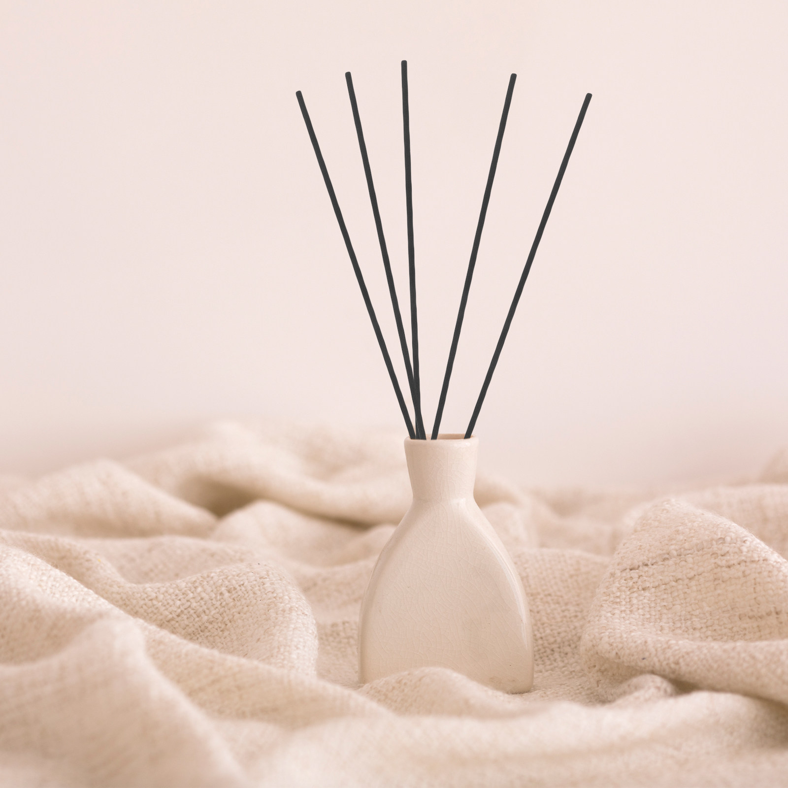 Home Fragrance Oil Diffuser - 100 szt. Czarne, grube, wymienne patyczki