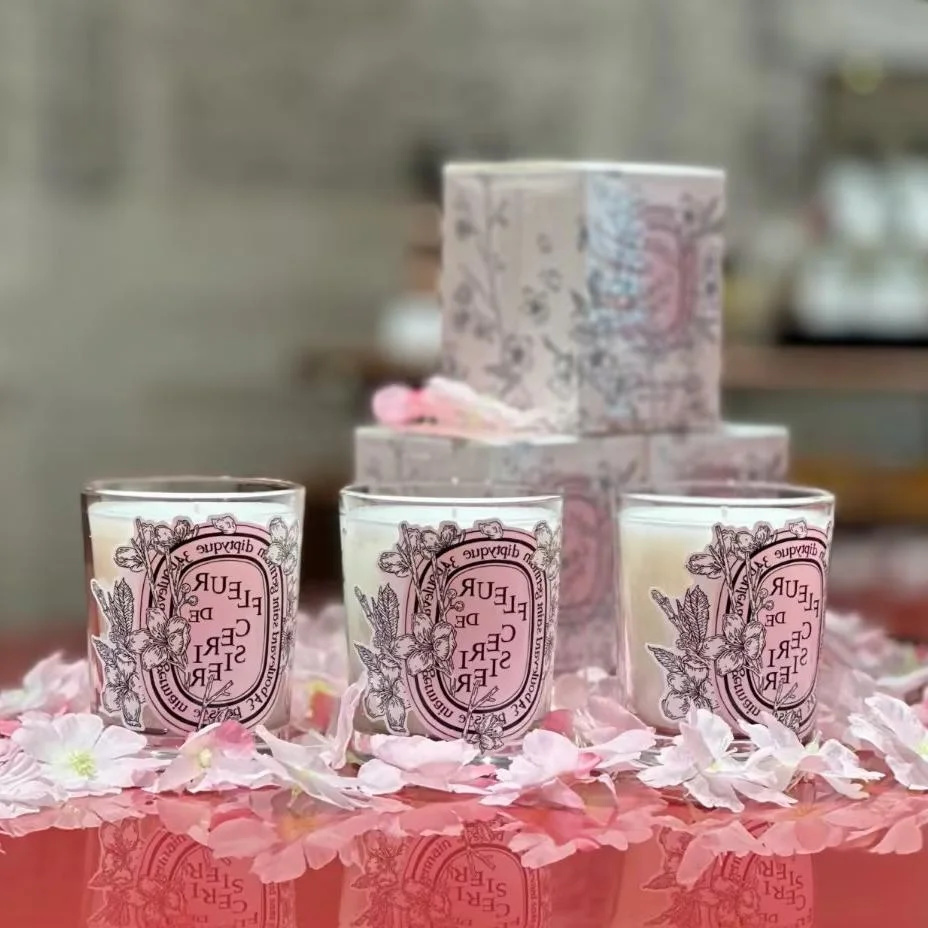 Home Fragrance Diptyque - Romantyczne limitowane świece Diptyques Sakura zapachowa
